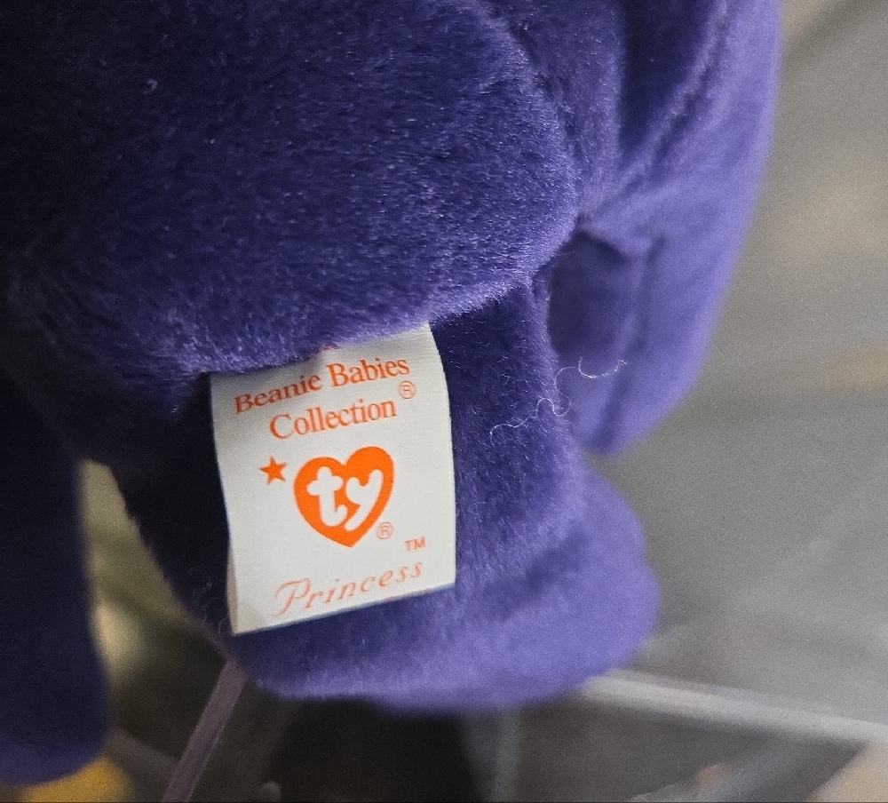 TY Princess Purple Plush Bear w/ Plastic Case Extremely Rare - Picture 9 of 12